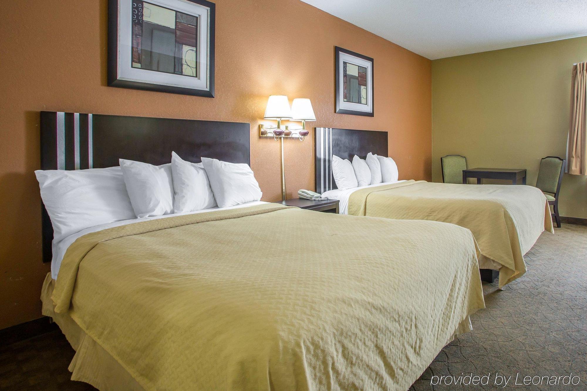 Quality Inn Меррилвилл Экстерьер фото